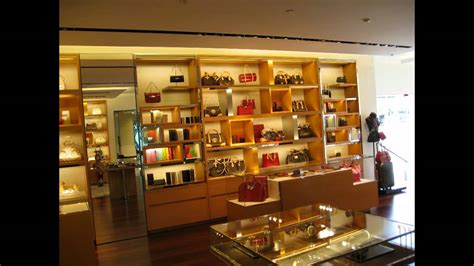 louis vuitton cairns dfs|LOUIS VUITTON .